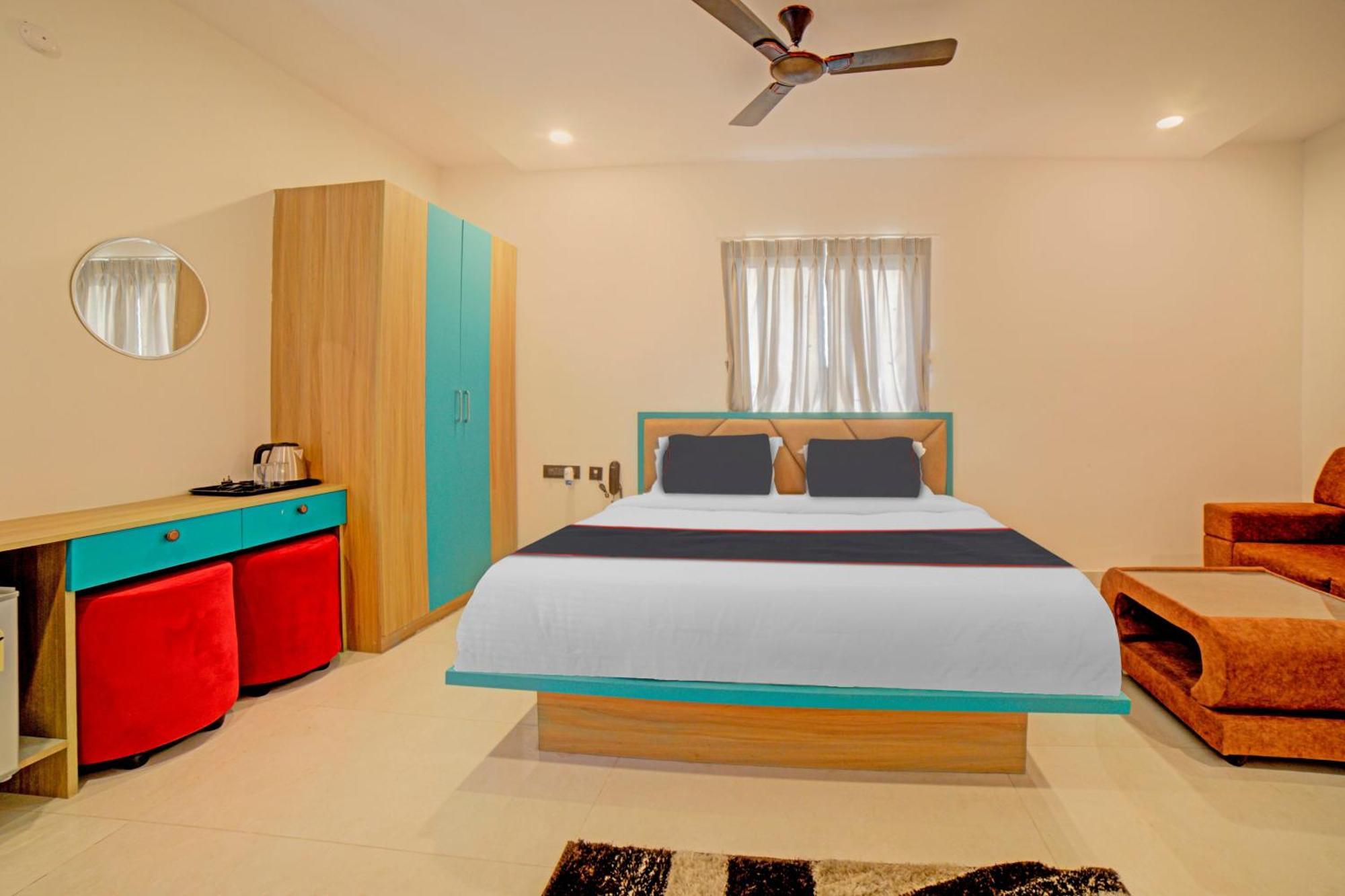 Collection O Lakeview Castle Hotel Warangal Ngoại thất bức ảnh