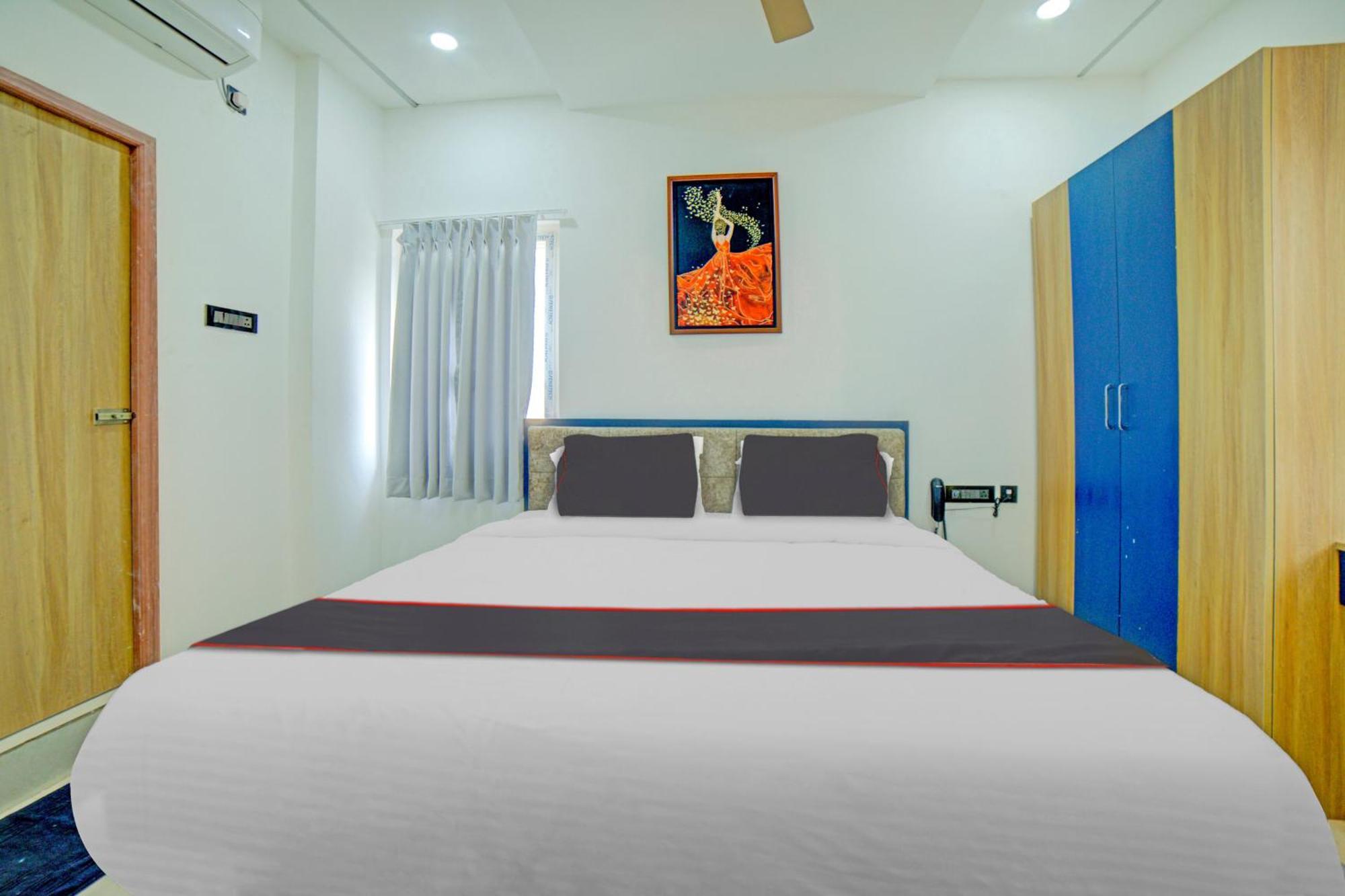 Collection O Lakeview Castle Hotel Warangal Ngoại thất bức ảnh