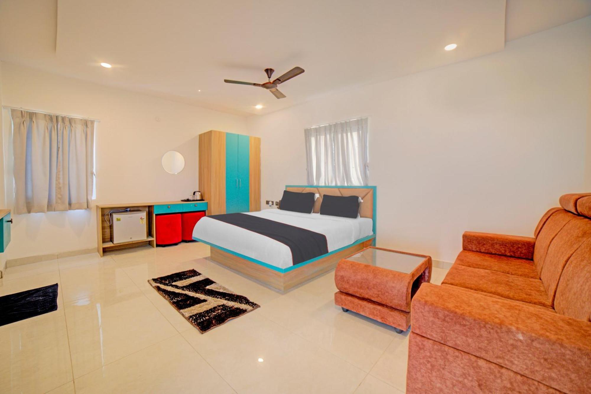Collection O Lakeview Castle Hotel Warangal Ngoại thất bức ảnh